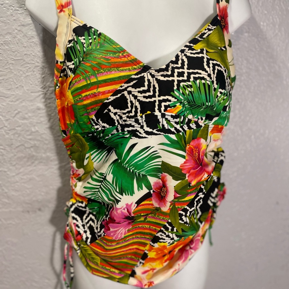 Maxine of Hollywood Multicolor Tropical Floral Tankini Top only  Swimsuit